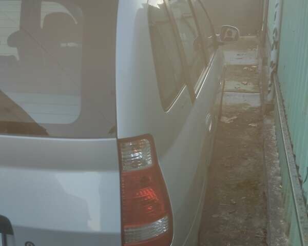 Серый Хендай Матрикс, объемом двигателя 1.6 л и пробегом 183 тыс. км за 3650 $, фото 5 на Automoto.ua