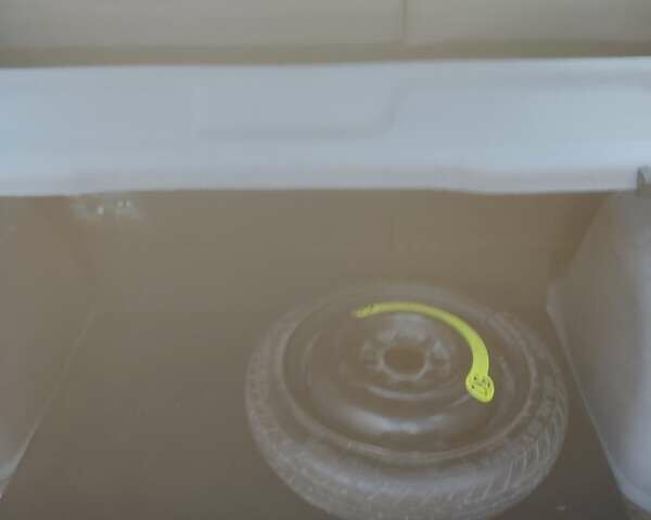 Серый Хендай Матрикс, объемом двигателя 1.6 л и пробегом 282 тыс. км за 3500 $, фото 6 на Automoto.ua