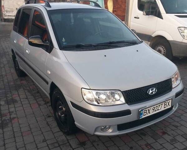 Серый Хендай Матрикс, объемом двигателя 1.8 л и пробегом 177 тыс. км за 5700 $, фото 5 на Automoto.ua