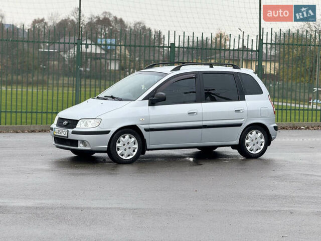 Сірий Хендай Матрікс, об'ємом двигуна 1.6 л та пробігом 147 тис. км за 4800 $, фото 25 на Automoto.ua