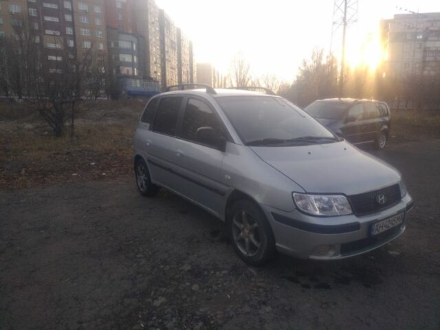 Серый Хендай Матрикс, объемом двигателя 1.6 л и пробегом 152 тыс. км за 3100 $, фото 2 на Automoto.ua