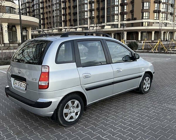 Сірий Хендай Матрікс, об'ємом двигуна 1.6 л та пробігом 250 тис. км за 3400 $, фото 6 на Automoto.ua