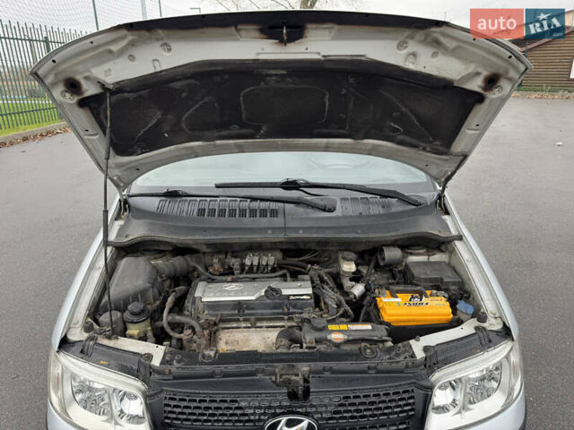 Сірий Хендай Матрікс, об'ємом двигуна 1.6 л та пробігом 147 тис. км за 4800 $, фото 49 на Automoto.ua