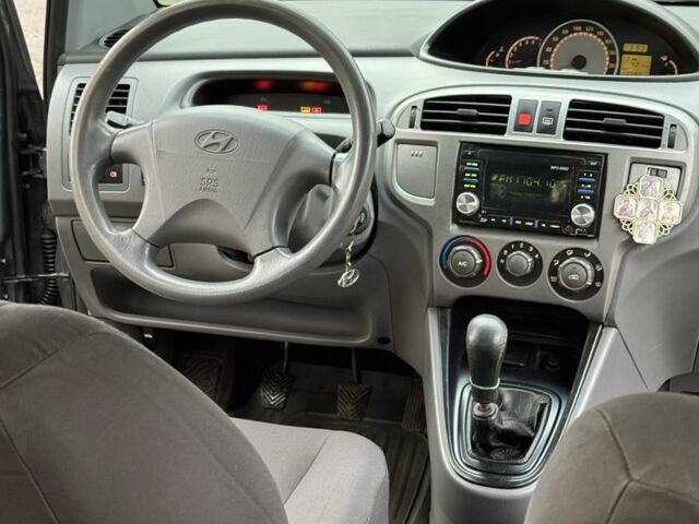 Хендай Матрікс 2007 у Черкасах на Automoto.ua Сірий Хендай Матрікс, об'ємом двигуна 1.6 л та пробігом 130 тис. км за 3700 $, фото 6 на Automoto.ua