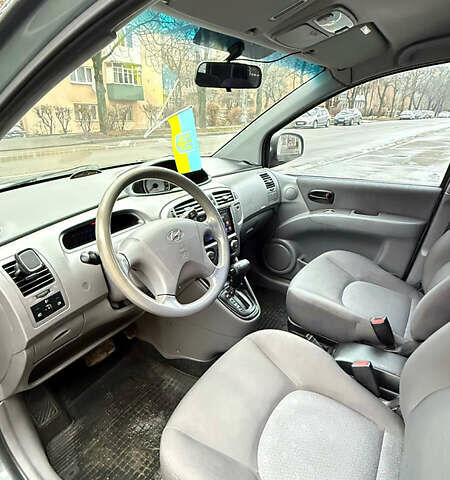 Сірий Хендай Матрікс, об'ємом двигуна 1.8 л та пробігом 190 тис. км за 5000 $, фото 9 на Automoto.ua