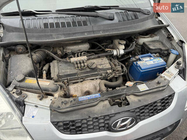 Сірий Хендай Матрікс, об'ємом двигуна 1.6 л та пробігом 232 тис. км за 6400 $, фото 10 на Automoto.ua