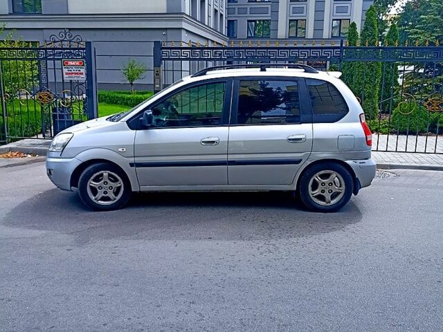 Сірий Хендай Матрікс, об'ємом двигуна 1.6 л та пробігом 152 тис. км за 3200 $, фото 2 на Automoto.ua