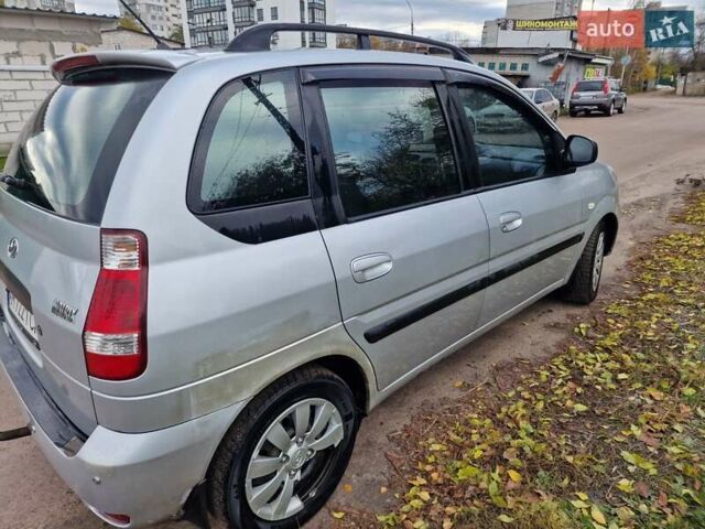 Серый Хендай Матрикс, объемом двигателя 1.6 л и пробегом 277 тыс. км за 5500 $, фото 4 на Automoto.ua