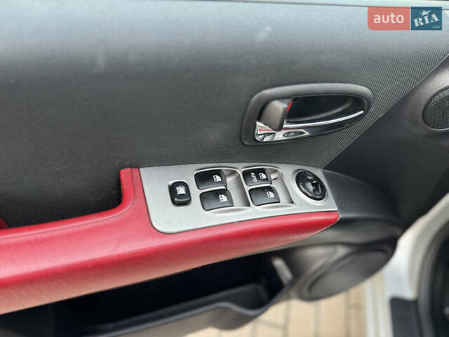 Серый Хендай Матрикс, объемом двигателя 1.6 л и пробегом 270 тыс. км за 6250 $, фото 17 на Automoto.ua