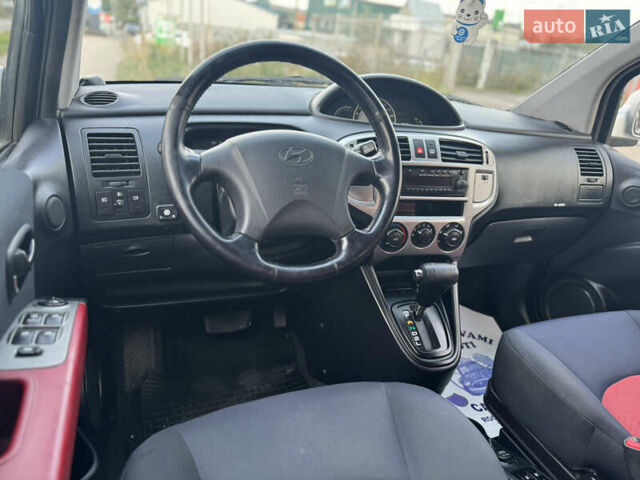 Серый Хендай Матрикс, объемом двигателя 1.6 л и пробегом 270 тыс. км за 6250 $, фото 28 на Automoto.ua