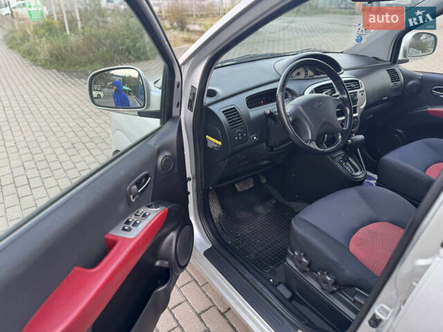 Серый Хендай Матрикс, объемом двигателя 1.6 л и пробегом 270 тыс. км за 6250 $, фото 15 на Automoto.ua