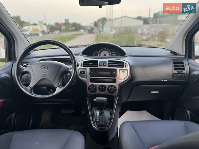 Серый Хендай Матрикс, объемом двигателя 1.6 л и пробегом 270 тыс. км за 6250 $, фото 33 на Automoto.ua