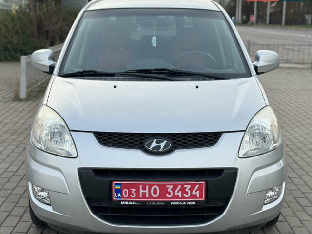 Серый Хендай Матрикс, объемом двигателя 1.6 л и пробегом 270 тыс. км за 6250 $, фото 1 на Automoto.ua