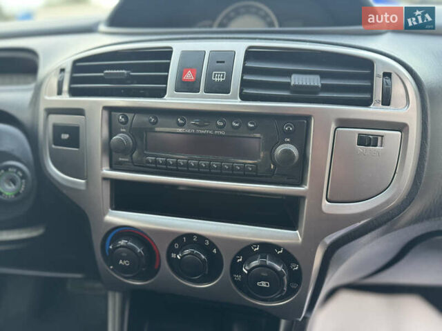 Серый Хендай Матрикс, объемом двигателя 1.6 л и пробегом 270 тыс. км за 6250 $, фото 44 на Automoto.ua