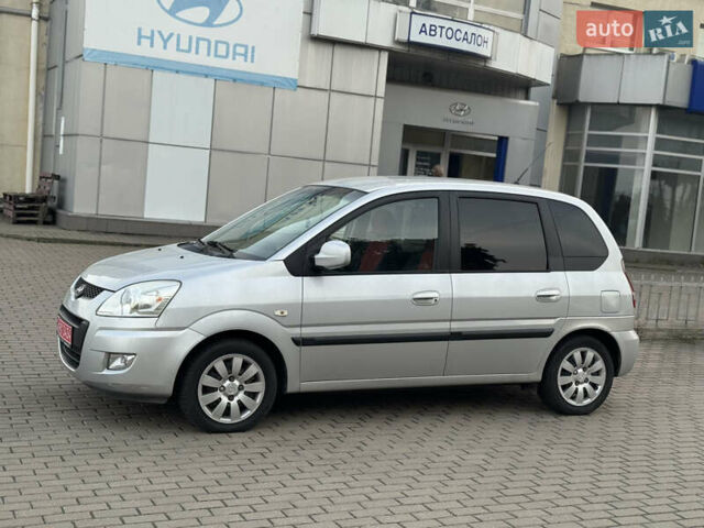 Серый Хендай Матрикс, объемом двигателя 1.6 л и пробегом 270 тыс. км за 6250 $, фото 4 на Automoto.ua