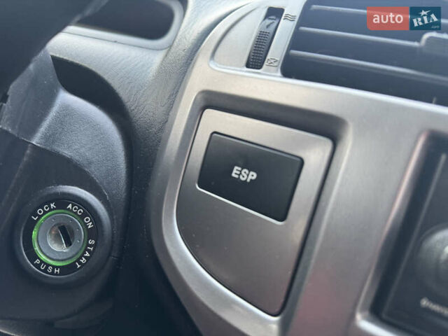 Серый Хендай Матрикс, объемом двигателя 1.6 л и пробегом 270 тыс. км за 6250 $, фото 45 на Automoto.ua