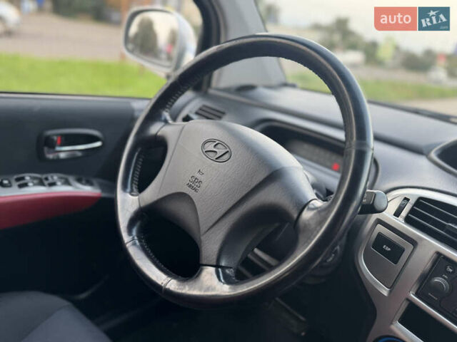 Серый Хендай Матрикс, объемом двигателя 1.6 л и пробегом 270 тыс. км за 6250 $, фото 46 на Automoto.ua