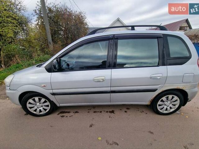 Серый Хендай Матрикс, объемом двигателя 1.6 л и пробегом 277 тыс. км за 5500 $, фото 8 на Automoto.ua