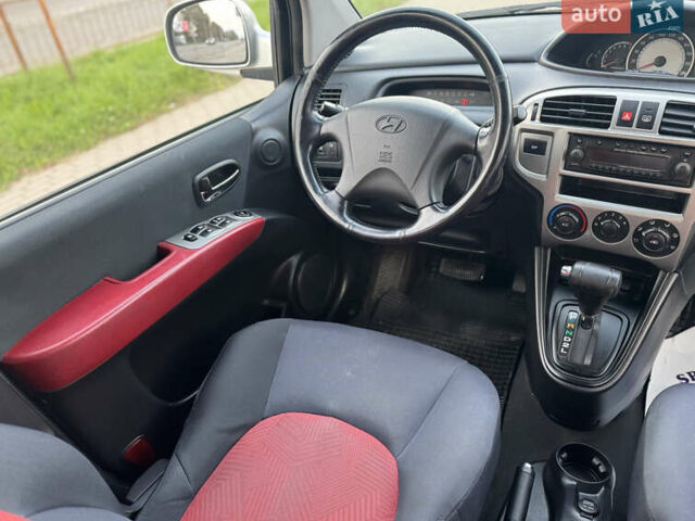 Серый Хендай Матрикс, объемом двигателя 1.6 л и пробегом 270 тыс. км за 6250 $, фото 34 на Automoto.ua