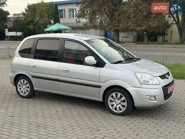 Серый Хендай Матрикс, объемом двигателя 1.6 л и пробегом 270 тыс. км за 6250 $, фото 9 на Automoto.ua