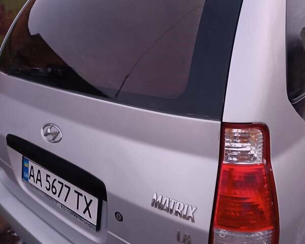 Сірий Хендай Матрікс, об'ємом двигуна 1.8 л та пробігом 190 тис. км за 5500 $, фото 14 на Automoto.ua