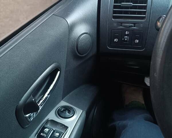 Сірий Хендай Матрікс, об'ємом двигуна 1.8 л та пробігом 190 тис. км за 5500 $, фото 17 на Automoto.ua