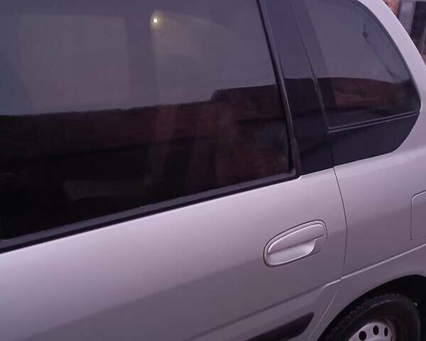 Сірий Хендай Матрікс, об'ємом двигуна 1.8 л та пробігом 190 тис. км за 5500 $, фото 10 на Automoto.ua