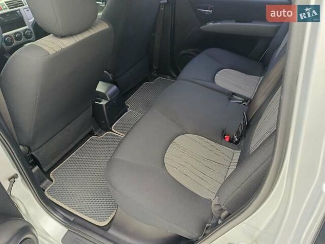 Серый Хендай Матрикс, объемом двигателя 1.8 л и пробегом 176 тыс. км за 6500 $, фото 25 на Automoto.ua