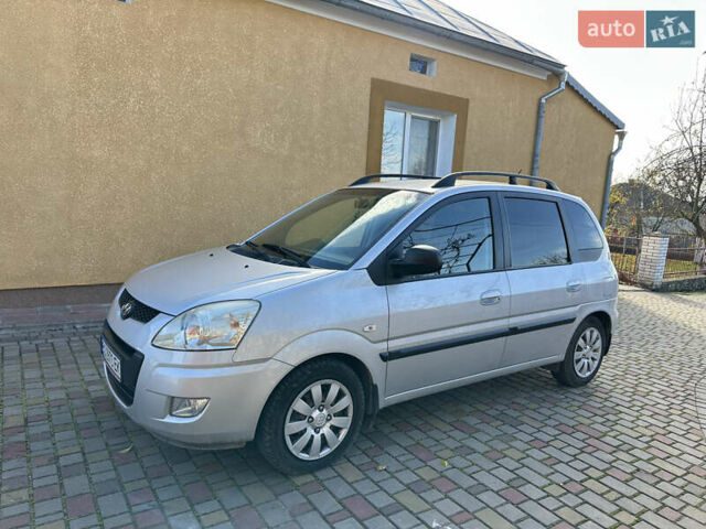 Сірий Хендай Матрікс, об'ємом двигуна 1.8 л та пробігом 71 тис. км за 6500 $, фото 3 на Automoto.ua