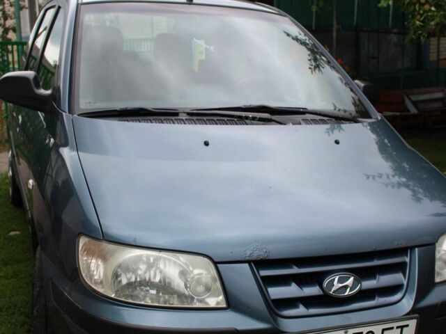 Сірий Хендай Матрікс, об'ємом двигуна 1.6 л та пробігом 309 тис. км за 3206 $, фото 1 на Automoto.ua