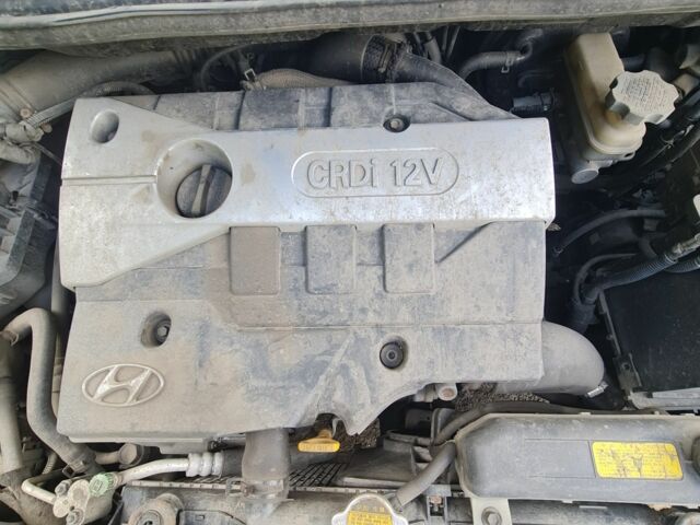 Серый Хендай Матрикс, объемом двигателя 1.49 л и пробегом 200 тыс. км за 2700 $, фото 9 на Automoto.ua