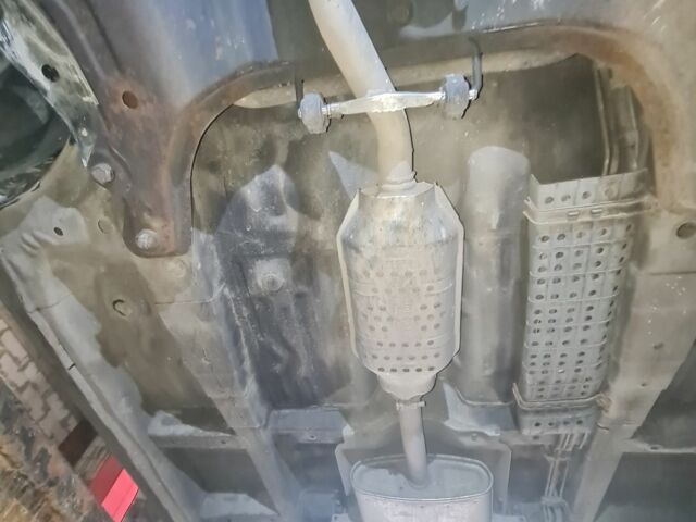 Сірий Хендай Матрікс, об'ємом двигуна 1.49 л та пробігом 200 тис. км за 3000 $, фото 3 на Automoto.ua