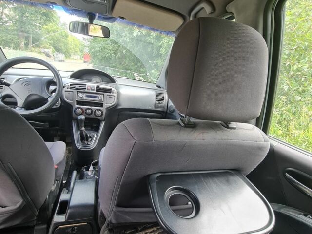 Сірий Хендай Матрікс, об'ємом двигуна 1.49 л та пробігом 200 тис. км за 3000 $, фото 4 на Automoto.ua