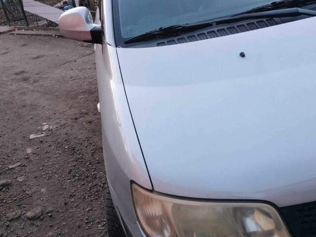 Серый Хендай Матрикс, объемом двигателя 1.6 л и пробегом 192 тыс. км за 3600 $, фото 1 на Automoto.ua