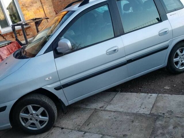 Серый Хендай Матрикс, объемом двигателя 1.6 л и пробегом 192 тыс. км за 3600 $, фото 3 на Automoto.ua