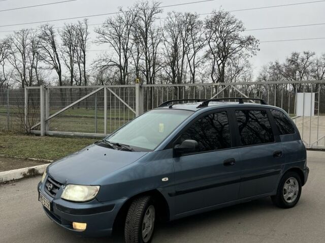 Синий Хендай Матрикс, объемом двигателя 1.6 л и пробегом 284 тыс. км за 1700 $, фото 6 на Automoto.ua