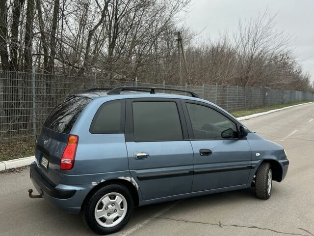 Синий Хендай Матрикс, объемом двигателя 1.6 л и пробегом 284 тыс. км за 1700 $, фото 12 на Automoto.ua