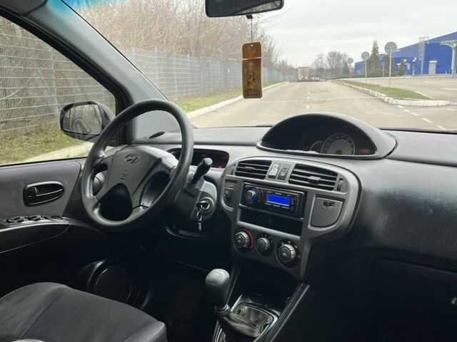 Синий Хендай Матрикс, объемом двигателя 1.6 л и пробегом 284 тыс. км за 1700 $, фото 18 на Automoto.ua