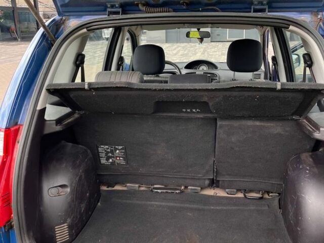 Синий Хендай Матрикс, объемом двигателя 1.6 л и пробегом 232 тыс. км за 3700 $, фото 6 на Automoto.ua