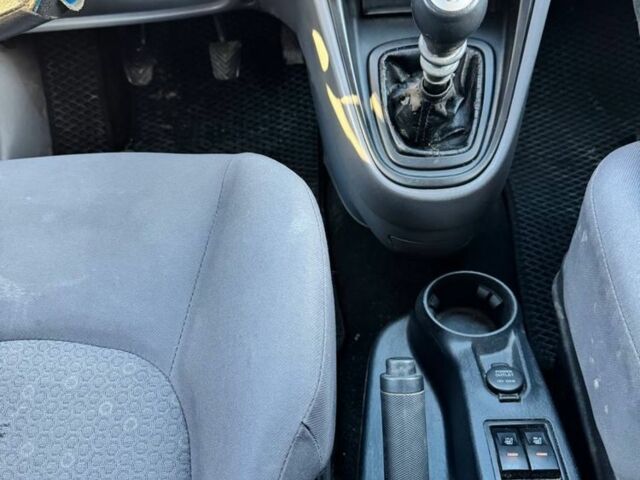 Синий Хендай Матрикс, объемом двигателя 1.5 л и пробегом 3 тыс. км за 3500 $, фото 1 на Automoto.ua