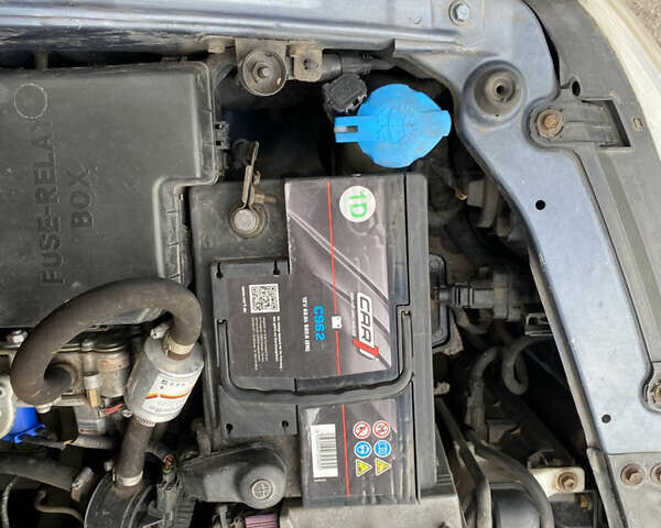 Синий Хендай Матрикс, объемом двигателя 1.6 л и пробегом 228 тыс. км за 3350 $, фото 22 на Automoto.ua