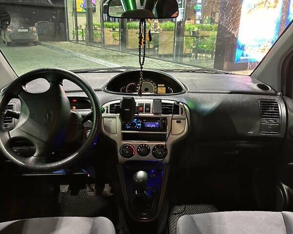 Синій Хендай Матрікс, об'ємом двигуна 1.8 л та пробігом 260 тис. км за 3850 $, фото 8 на Automoto.ua