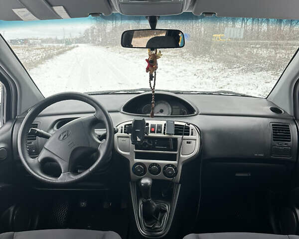 Синій Хендай Матрікс, об'ємом двигуна 1.8 л та пробігом 261 тис. км за 3800 $, фото 23 на Automoto.ua