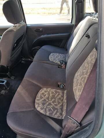 Синий Хендай Матрикс, объемом двигателя 1.49 л и пробегом 302 тыс. км за 3100 $, фото 9 на Automoto.ua