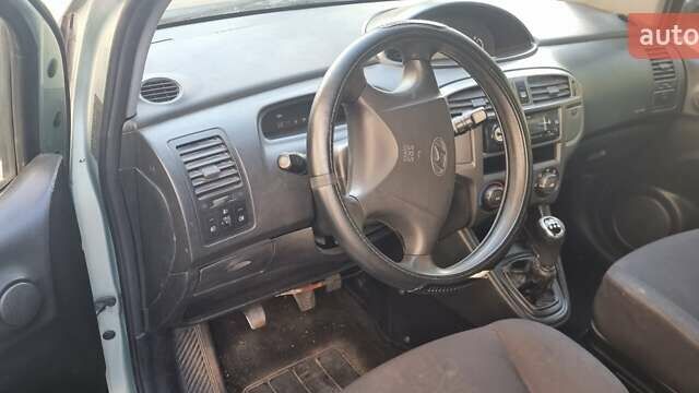 Синий Хендай Матрикс, объемом двигателя 1.49 л и пробегом 302 тыс. км за 3100 $, фото 13 на Automoto.ua