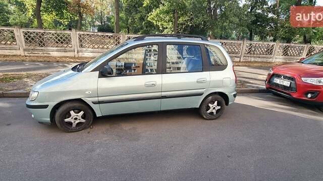 Синий Хендай Матрикс, объемом двигателя 1.49 л и пробегом 302 тыс. км за 3100 $, фото 3 на Automoto.ua