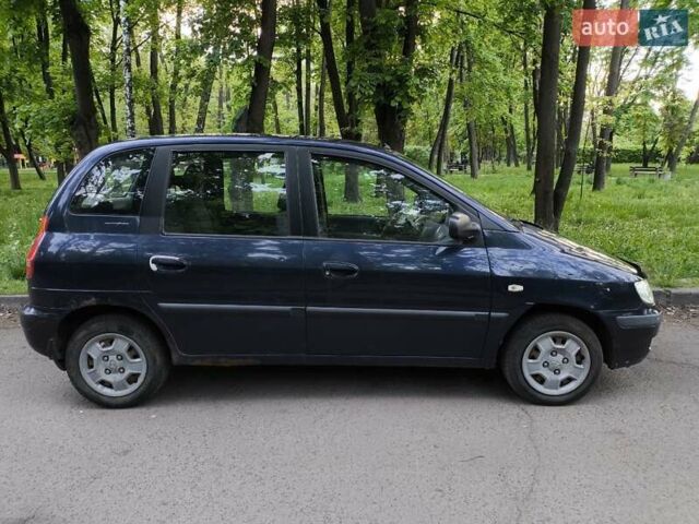 Синій Хендай Матрікс, об'ємом двигуна 1.6 л та пробігом 330 тис. км за 1600 $, фото 3 на Automoto.ua