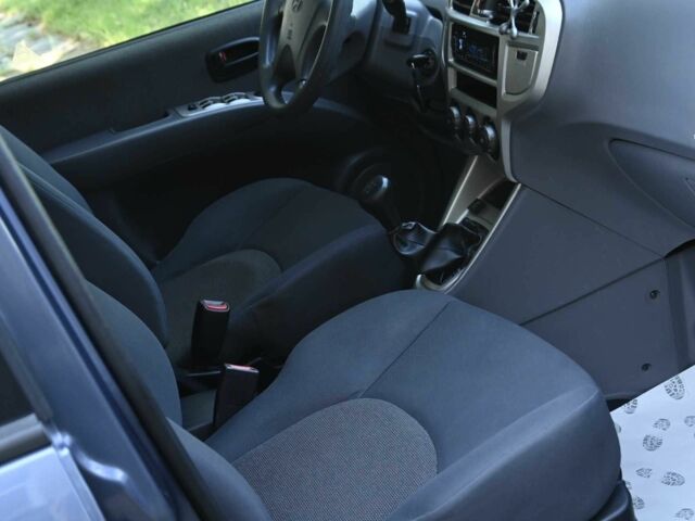 Синій Хендай Матрікс, об'ємом двигуна 1.6 л та пробігом 139 тис. км за 4500 $, фото 20 на Automoto.ua