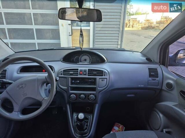 Синий Хендай Матрикс, объемом двигателя 1.5 л и пробегом 261 тыс. км за 4750 $, фото 21 на Automoto.ua