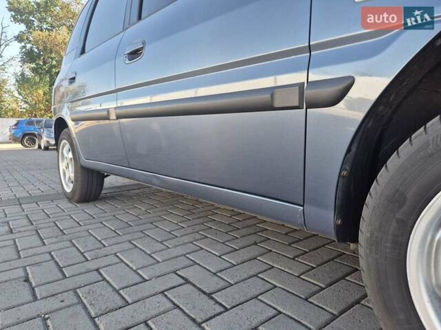 Синий Хендай Матрикс, объемом двигателя 1.5 л и пробегом 261 тыс. км за 4750 $, фото 6 на Automoto.ua